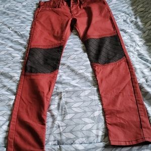 Guess Men's skinny jeans, red and black
